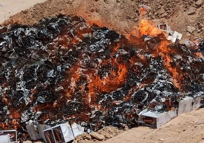 "المواصفات" ترفض إدخال أغذية وإطارات سيارات مخالفة لعدن