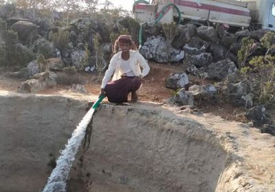 "خليفة الإنسانية" تسد احتياجات ديكسم المائية بإمدادات جديدة