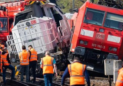 فولسبورغ الألمانية تشهد حادث تصادم قوي بين قطارين