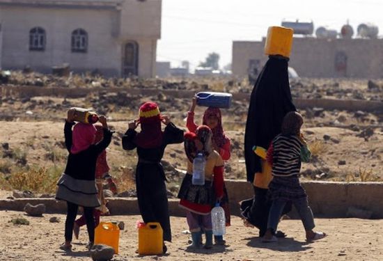  الفوضى المعيشية في مناطق القبضة الحوثية.. إب نموذجًا