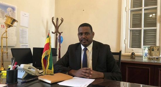  السفير الإثيوبي لدى مصر: من الصعب التوصل إلى حل حول سد النهضة إلا بالحوار