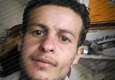 طليق بلا ملاحقة.. مسلح يقتل شابًا ويروع إب