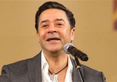 مدحت صالح يغني تتر مسلسل "هجمة مرتدة"