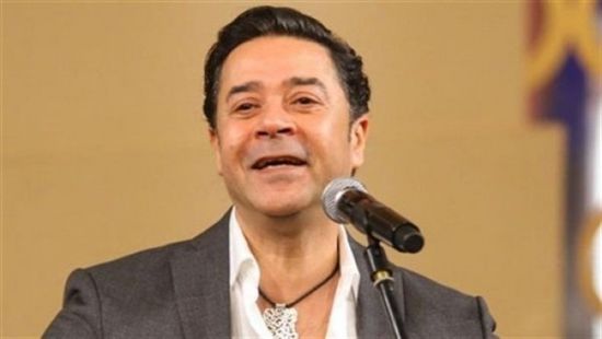 مدحت صالح يغني تتر مسلسل "هجمة مرتدة"