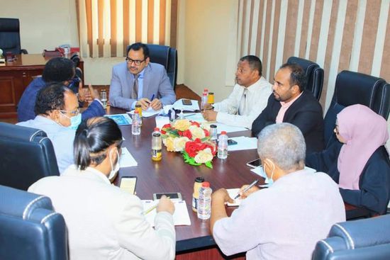 وزير الزراعة يشكل لجنة لتسيير مشاريع "فاو" التنموية