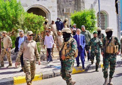 عرض عسكري لقوات النخبة بلواء العاصفة في عدن