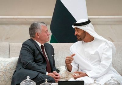  بن زايد يُجري اتصالًا هاتفي بالعاهل الأردني