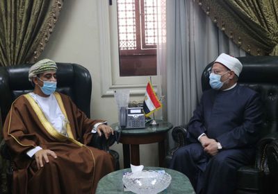 الإفتاء المصرية وسلطنة عمان تبحثان سبل تعزيز التعاون الإفتائي