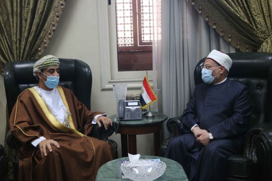 الإفتاء المصرية وسلطنة عمان تبحثان سبل تعزيز التعاون الإفتائي