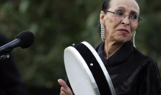 وفاة الفنانة المغربية الكبيرة الحاجة الحمداوية