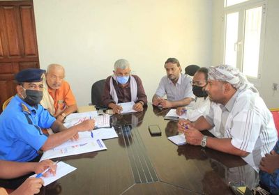 تنظيم شوارع الشحر للحد من الازدحامات في رمضان