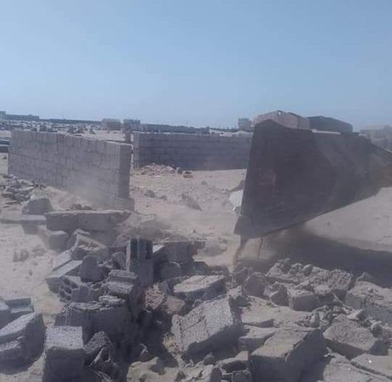 إزالة أبنية مخالفة في مديرية خورمكسر