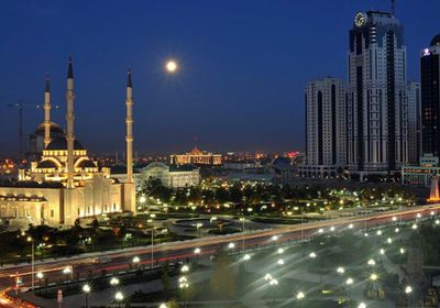 العاصمة الشيشانية تتلألأ بشارع محمد بن زايد