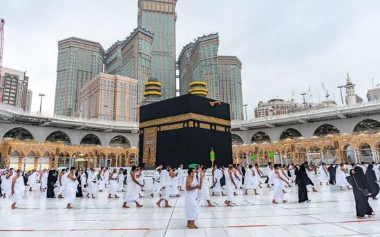 السعودية ترفع الطاقة الاستيعابية للمسجد الحرام إلى 50 ألف معتمر و100 ألف مصلٍ يوميا خلال شهر رمضان