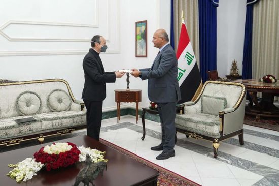  الرئيس العراقي يتسلم رسالة خطية من بابا الفاتيكان