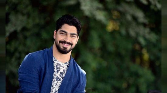 مينا عطا يعلن إصابة والدته بفيروس كورونا