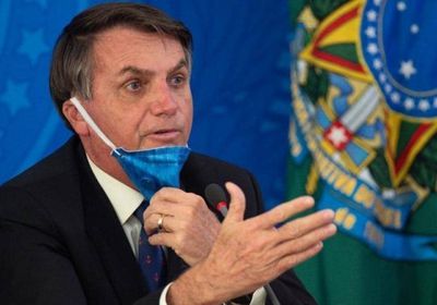 الرئيس البرازيلي يتجاهل دعوات تطالب بإغلاق البلاد