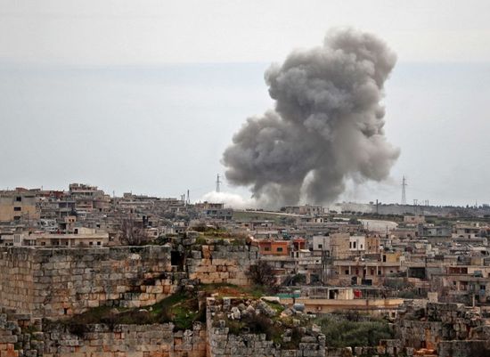 مقتل وإصابة 11 مدنيًا في قصف مدفعي على ريف حلب
