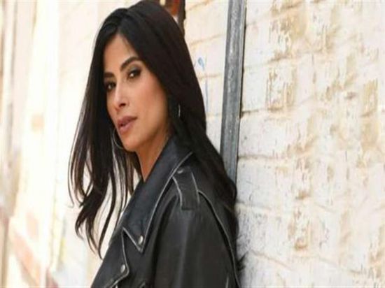 "يوتيوب" يحذف أغنية "أنا لو زعلانة" لروبي