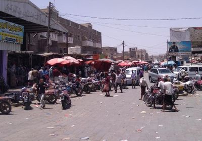 أهالي الحوطة يطالبون السلطة الإخوانية بتنظيم حركة السير