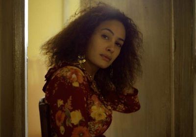 هند صبري تستعيد ذكريات فيلم "إبراهيم الأبيض"