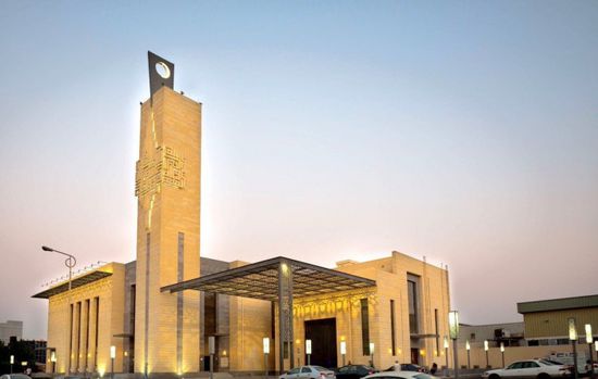 السعودية تُغلق 7 مساجد بسبب إصابات بين المصلين