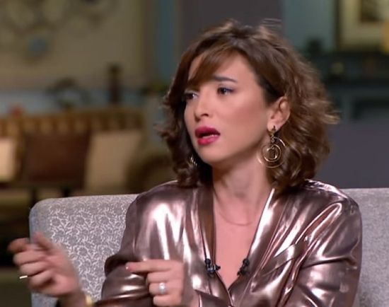 مهرجان أسوان لأفلام المرأة يكرم ساندرا نشأت في ختام دورته الخامسة