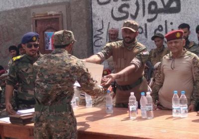 بعرض قوي.. الاحتفاء بتخرج دفعة جديدة للحزام الأمني بلحج