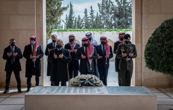  الأمير حمزة يظهر بجانب العاهل الأردني في حفل بمناسبة مئوية تأسيس الدولة الأردنية