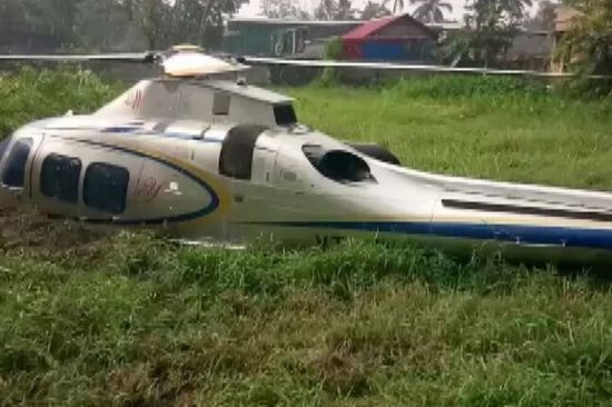  نجاة ملياردير هندي وزوجته بأعجوبة بعد تحطم طائرتهما