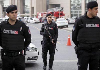  تركيا تعتقل 26 ناشطة كردية بدعوى الإرهاب
