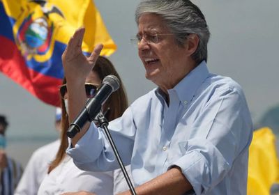 لاسو يعلن نفسه رئيسًا منتخبًا للإكوادور