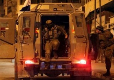 الاحتلال الإسرائيلي يعتقل 25 فلسطينيا في الضفة الغربية