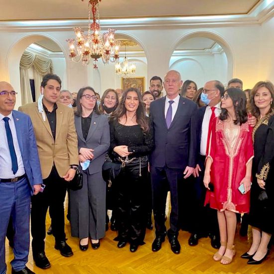 هكذا علقت لطيفة على استقبال الرئيس التونسي في مصر