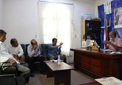 "انتقالي حضرموت" يقر آليات توزيع منحة الزُبيدي