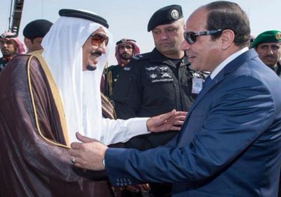 الرئيس المصري يهنئ العاهل السعودي بحلول شهر رمضان