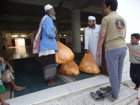 1000 صائم يستفيدون من منحة الزُبيدي في الشيخ عثمان