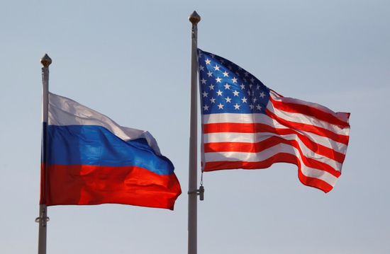 روسيا تستدعي السفير الأمريكي على خلفية العقوبات
