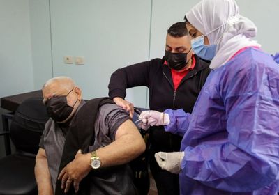 مصر تسجل زيادة جديدة بكورونا: 837 حالة إيجابية