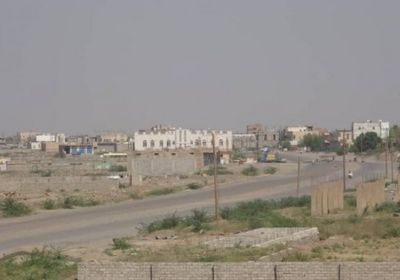 قصف حوثي مروع على مناطق في حيس