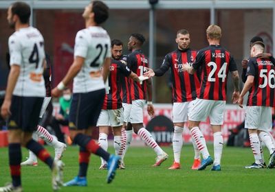 النيران الصديقة تنقذ ميلان من كمين جنوى في الدوري الإيطالي