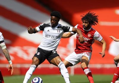 أرسنال ينتزع تعادلا في الثواني الأخيرة أمام فولهام في الدوري الإنجليزي