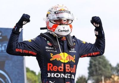 فيرستابن يتوج بسباق جائزة إميليا رومانيا الكبرى