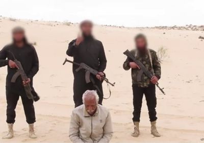 داعش يعدم قبطيًا بطريقة وحشية في سيناء المصرية