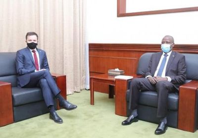 السودان وبولندا يبحثان سبل تعزيز العلاقات بين البلدين