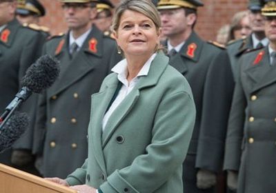 وزيرة الدفاع النمساوية: اقتراب انسحاب جيشنا من أفغانستان
