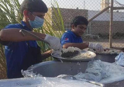 مبادرة إماراتية لإفطار سكان "زايد للأيتام" في سقطرى