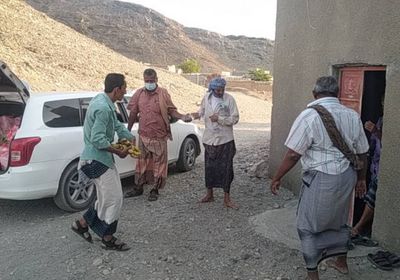"انتقالي أبين": وجبات إفطار لمرتادي المساجد الريفية في خنفر
