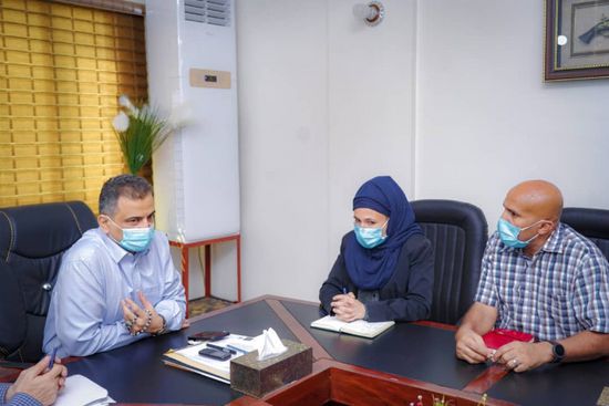 لملس يطلع على تطورات تجهيز العزل الصحي بمستشفى الصداقة