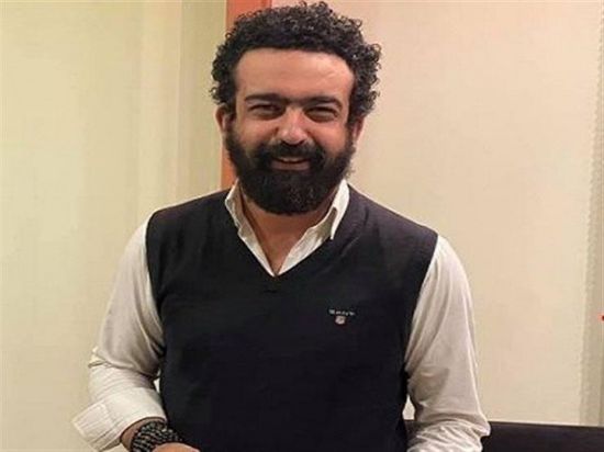 محمد العدل يدعم مسلسل "الطاووس" بعد مشكلاته الأخيرة